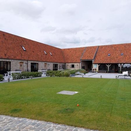 Vakantiehoeve 'T Goed Ter Leeuwen De Haan Esterno foto