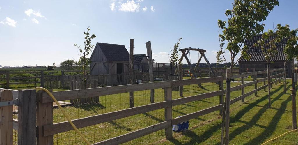 Vakantiehoeve 'T Goed Ter Leeuwen De Haan Esterno foto